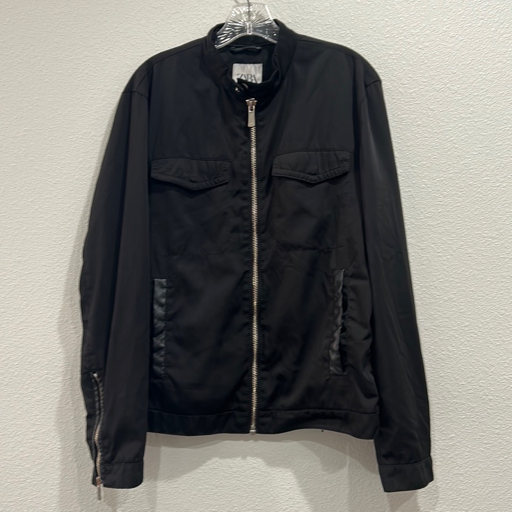 Zara Full Zip Convertable sleeves Black Bomber Jacket SZ Medium
